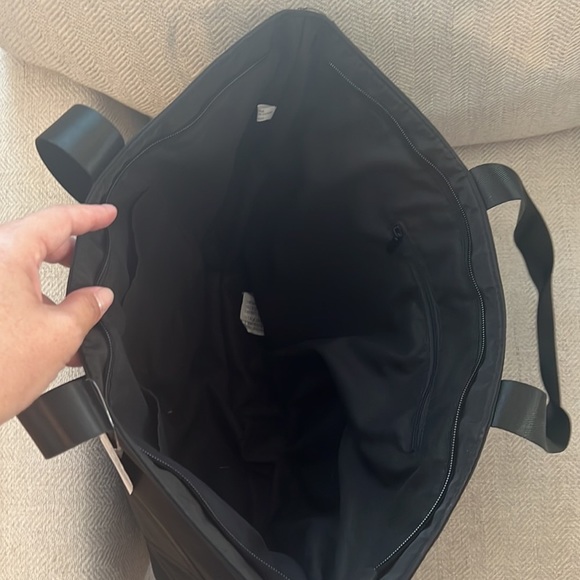 New Time and Tru  black bag - Picture 6 of 12